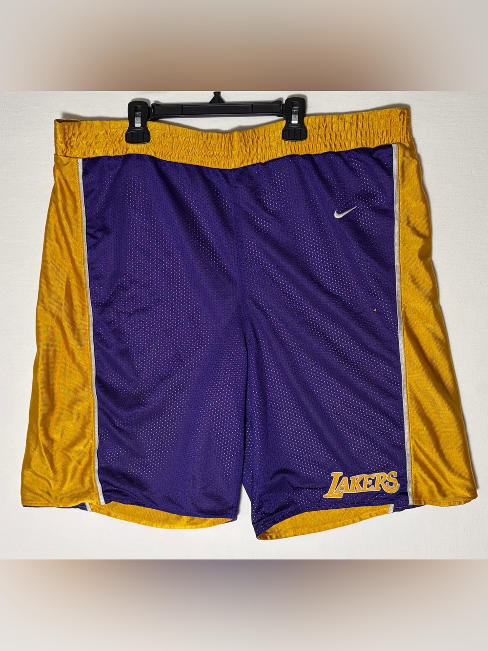 Vtg Nike LA Lakers Reversible Mesh Basketball Shorts Men's Med NBA Team Issue